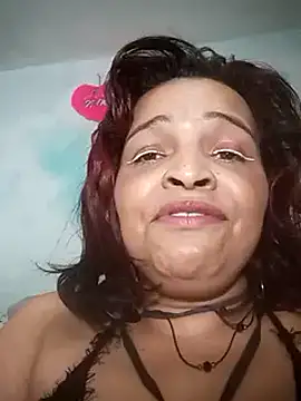 Snapshot of _violetta_- chatting on March 11, 2025, 11:48 pm  violetta - online show from March 11, 2025, 11:48 pm