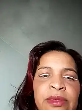 Snapshot of _violetta_- chatting on March 20, 2025, 1:13 am  violetta - online show from March 20, 2025, 1:13 am