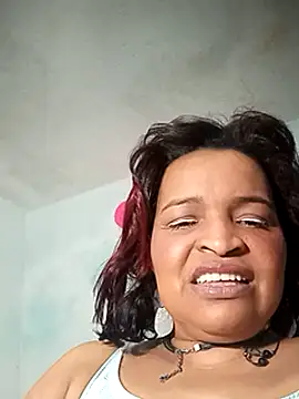 Snapshot of _violetta_- chatting on March 22, 2025, 3:20 am  violetta - online show from March 22, 2025, 3:20 am