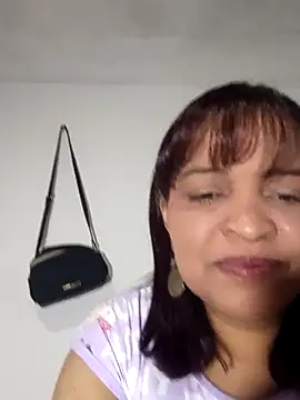 Snapshot of _violetta_- chatting on September 11, 2025, 9:15 pm  violetta - online show from September 11, 2025, 9:15 pm