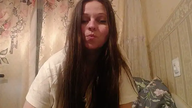 CatMelissa online show from April 20, 2026, 9:49 pm