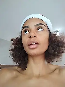 Emanuelle manu online show from December 18, 2024, 12:29 pm