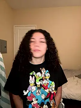 ladylavish online show from December 3, 2024, 11:01 am