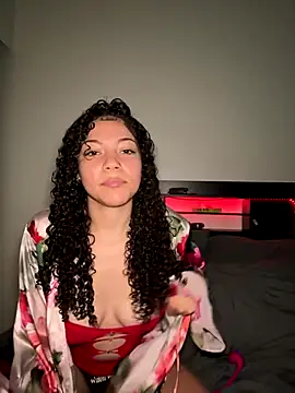 ladylavish online show from October 3, 2025, 12:40 am