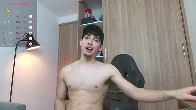 Snapshot of zenn_rush1 chatting on February 17, 2025, 4:37 pm zenn rush1 online show from February 17, 2025, 4:37 pm