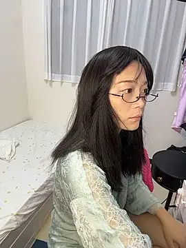 wt0314 online show from November 12, 2025, 3:01 pm