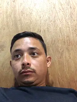 Snapshot of isacalejandroo chatting on December 29, 2024, 8:04 pm isacalejandroo online show from December 29, 2024, 8:04 pm