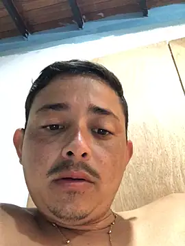 Snapshot of isacalejandroo chatting on January 18, 2025, 4:31 pm isacalejandroo online show from January 18, 2025, 4:31 pm