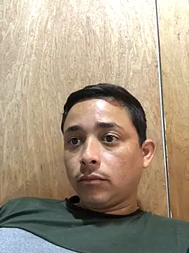 Snapshot of isacalejandroo chatting on January 28, 2025, 8:58 pm isacalejandroo online show from January 28, 2025, 8:58 pm