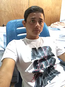 Snapshot of isacalejandroo chatting on February 2, 2025, 7:57 pm isacalejandroo online show from February 2, 2025, 7:57 pm