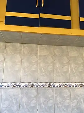 Snapshot of isacalejandroo chatting on February 6, 2025, 6:56 pm isacalejandroo online show from February 6, 2025, 6:56 pm