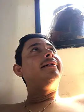 Snapshot of isacalejandroo chatting on February 9, 2025, 6:05 pm isacalejandroo online show from February 9, 2025, 6:05 pm