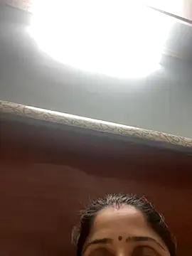 HotRiyacpl online show from November 21, 2025, 5:22 pm