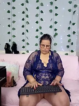 kiara scottt online show from January 6, 2026, 9:02 am