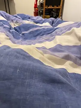 Lcrete online show from October 16, 2025, 8:59 am