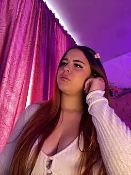 April Beckett1 online show from December 11, 2024, 1:49 pm