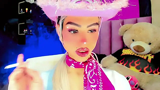 dollswit01 online show from February 22, 2025, 7:25 pm