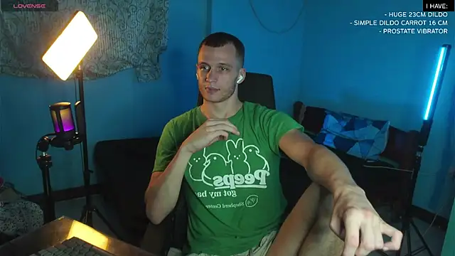 mickeypict online show from February 15, 2025, 2:22 pm