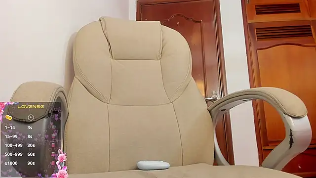 Maavca  online show from February 24, 2025, 11:19 pm