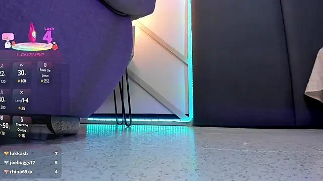 SophieHarris  online show from March 18, 2025, 10:37 pm