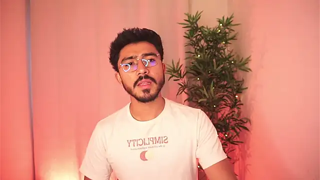 dam0n fr0st online show from December 4, 2025, 8:50 pm