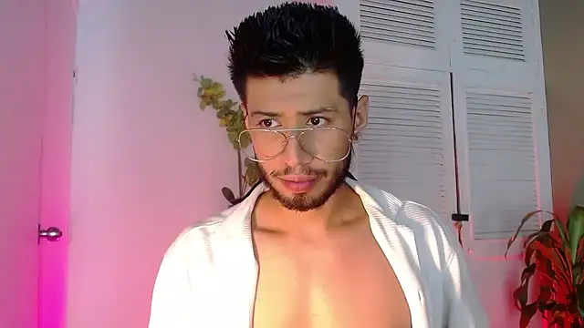 Colby brown03 online show from November 21, 2025, 7:34 pm