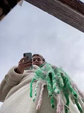 SuzieMurray online show from February 25, 2025, 8:14 am