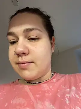 SuzieMurray online show from November 26, 2025, 6:25 am