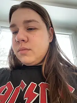 SuzieMurray online show from February 28, 2026, 8:26 am