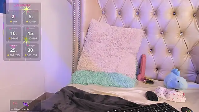 AlexaFoxy18 online show from February 20, 2025, 5:18 pm