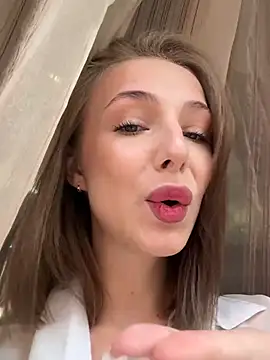 Snapshot of CaseyStar chatting on December 12, 2024, 9:51 am CaseyStar online show from December 12, 2024, 9:51 am