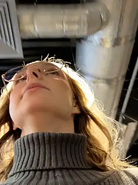 Snapshot of CaseyStar chatting on February 3, 2025, 9:30 am CaseyStar online show from February 3, 2025, 9:30 am