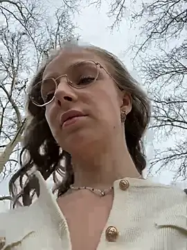 Snapshot of CaseyStar chatting on March 14, 2025, 9:24 am CaseyStar online show from March 14, 2025, 9:24 am