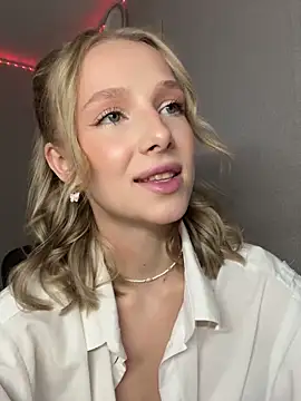 Snapshot of CaseyStar chatting on February 12, 2026, 3:40 pm CaseyStar online show from February 12, 2026, 3:40 pm