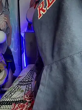 Im Little online show from January 4, 2025, 12:59 pm