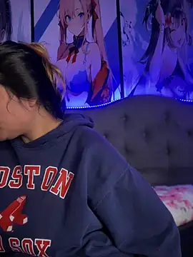 Im Little online show from January 8, 2025, 4:02 am