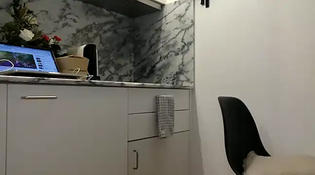 brazilianbbinuk online show from March 10, 2025, 7:53 am