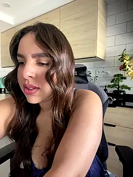 brazilianbbinuk online show from October 11, 2025, 12:58 pm