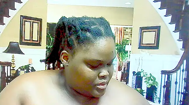 Snapshot of EbonyHotBuns chatting on February 23, 2025, 10:53 pm EbonyHotBuns online show from February 23, 2025, 10:53 pm