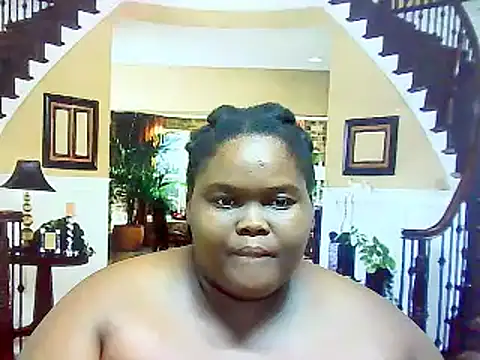 Snapshot of EbonyHotBuns chatting on March 7, 2025, 12:26 am EbonyHotBuns online show from March 7, 2025, 12:26 am
