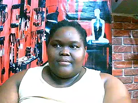 Snapshot of EbonyHotBuns chatting on September 9, 2025, 5:40 am EbonyHotBuns online show from September 9, 2025, 5:40 am