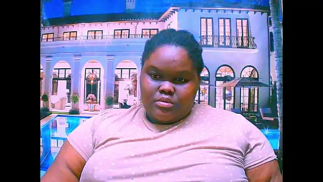 Snapshot of EbonyHotBuns chatting on October 1, 2025, 9:32 pm EbonyHotBuns online show from October 1, 2025, 9:32 pm