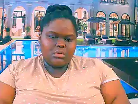 EbonyHotBuns online show from December 18, 2025, 6:36 pm