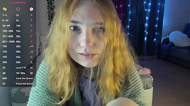 ReddHotPipper online show from January 29, 2025, 1:05 am