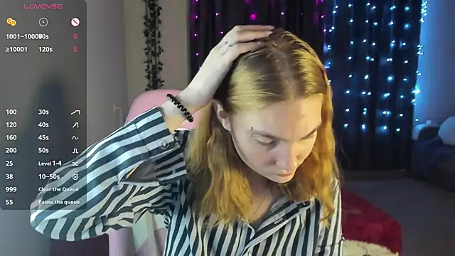 ReddHotPipper online show from February 19, 2025, 1:08 am