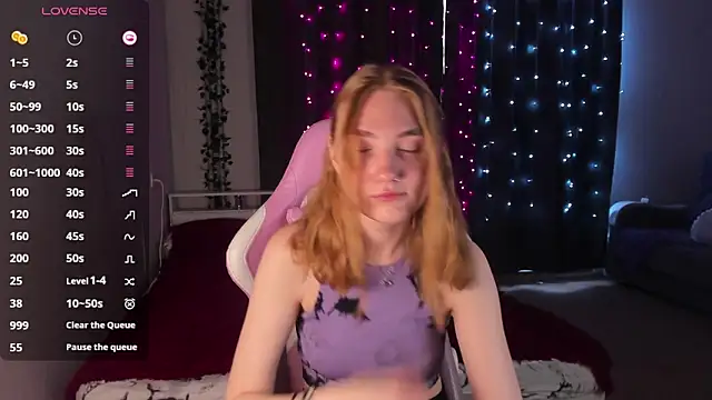 ReddHotPipper online show from March 20, 2025, 1:13 am