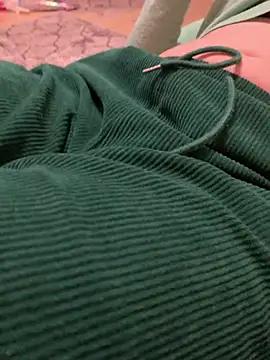 lora19922 online show from January 12, 2025, 6:59 pm