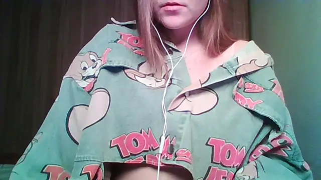 Evasapples online show from February 4, 2026, 7:09 pm