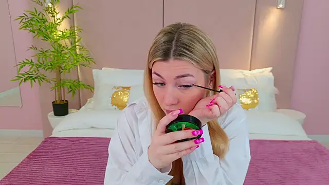 HelenaMorgan online show from March 11, 2025, 3:37 am