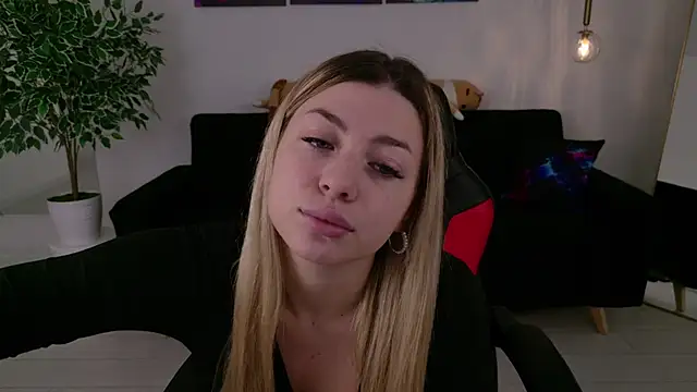 HelenaMorgan online show from September 9, 2025, 3:06 am